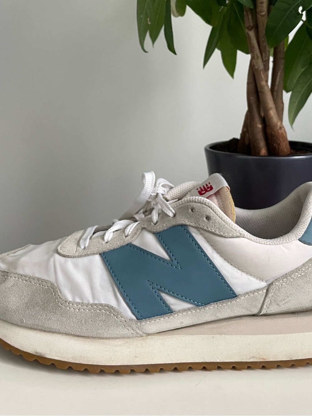 Men Size 10.5 New Balance 237 V1 Nimbus Cloud Blue Shoes